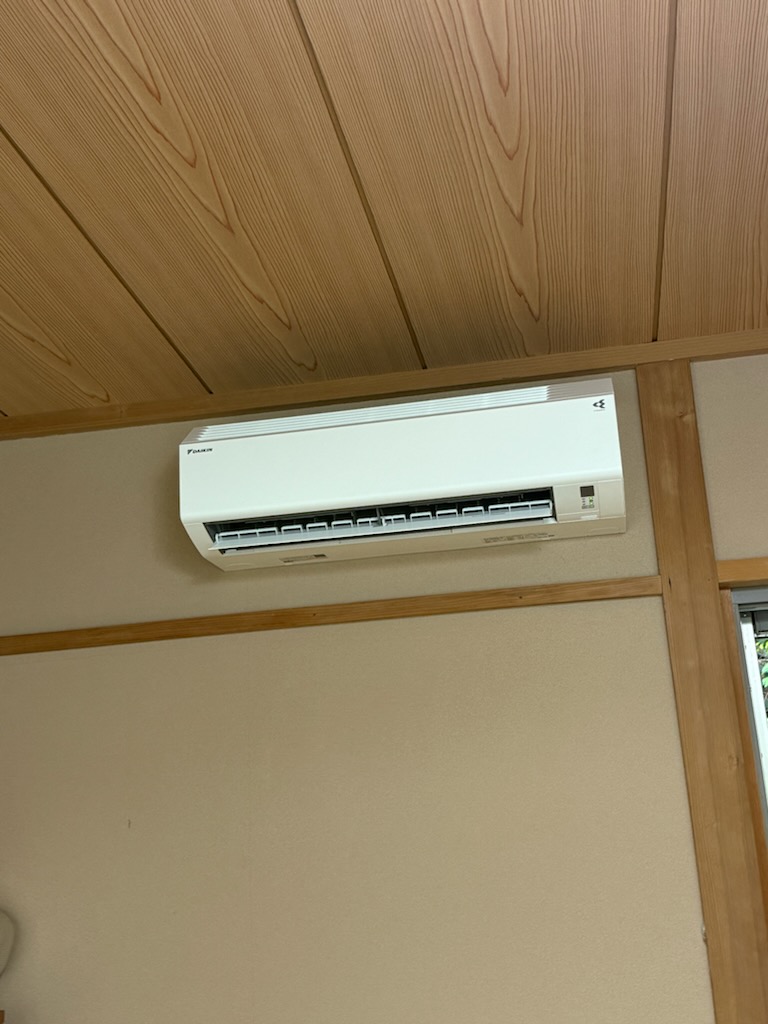 エアコン値上がり前に交換 [ダイキン]｜伊豆市・K様邸