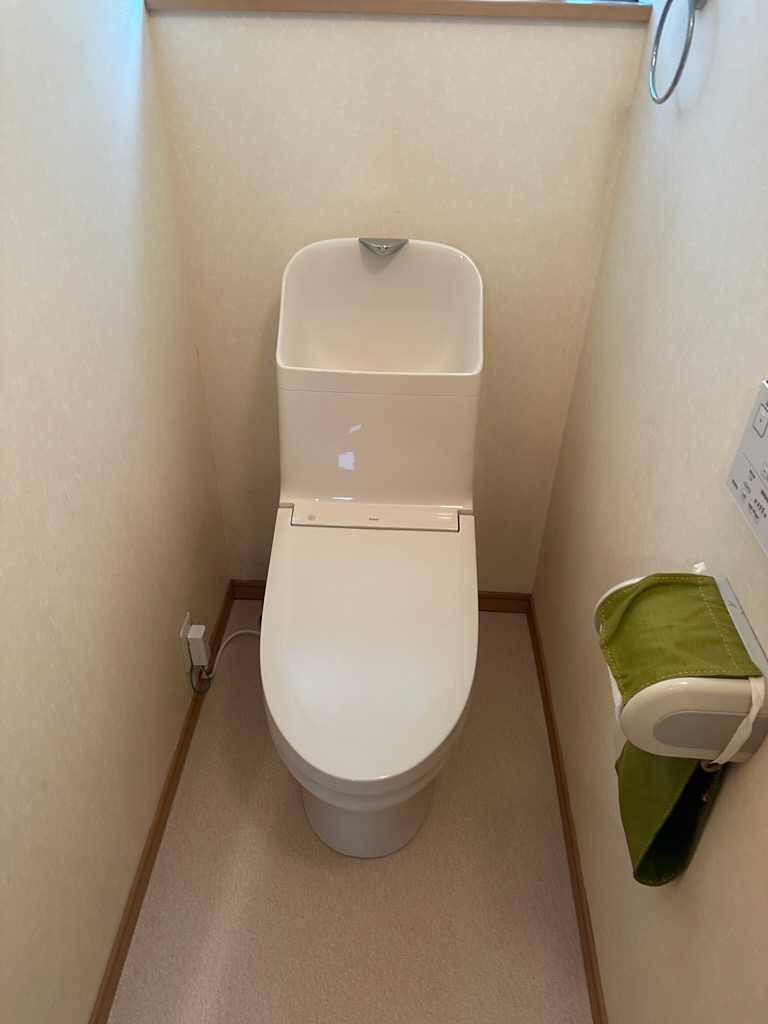 [トイレ交換] ZJ1(TOTO) 経年劣化による不具合により交換｜｜三島市・K様邸